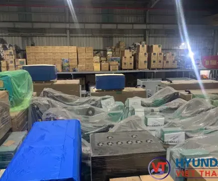 Kho hàng của Minh Phát Tech