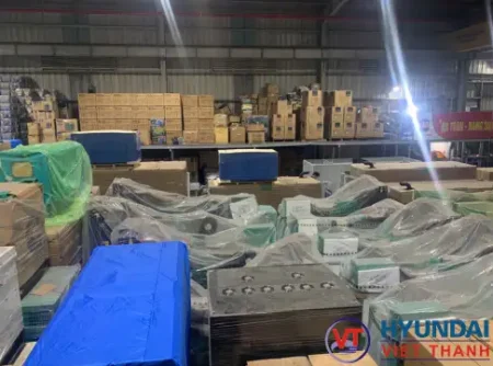 Kho hàng của Minh Phát Tech