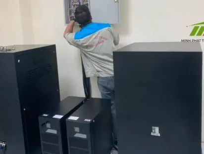 Hướng dẫn kiểm tra và bảo trì ắc quy UPS định kỳ