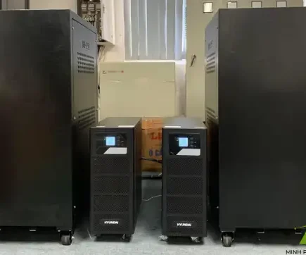 TOP 3 dòng UPS 3kVA tốt nhất năm 2025