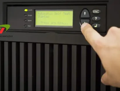 UPS với khả năng tự kiểm tra định kỳ