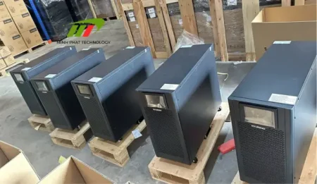 UPS Hyundai